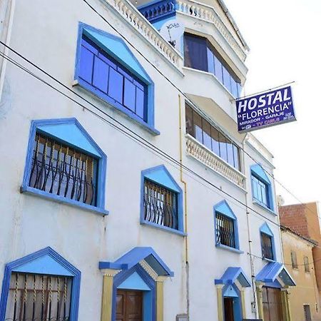 Hostal Florencia Copacabana  Exterior photo