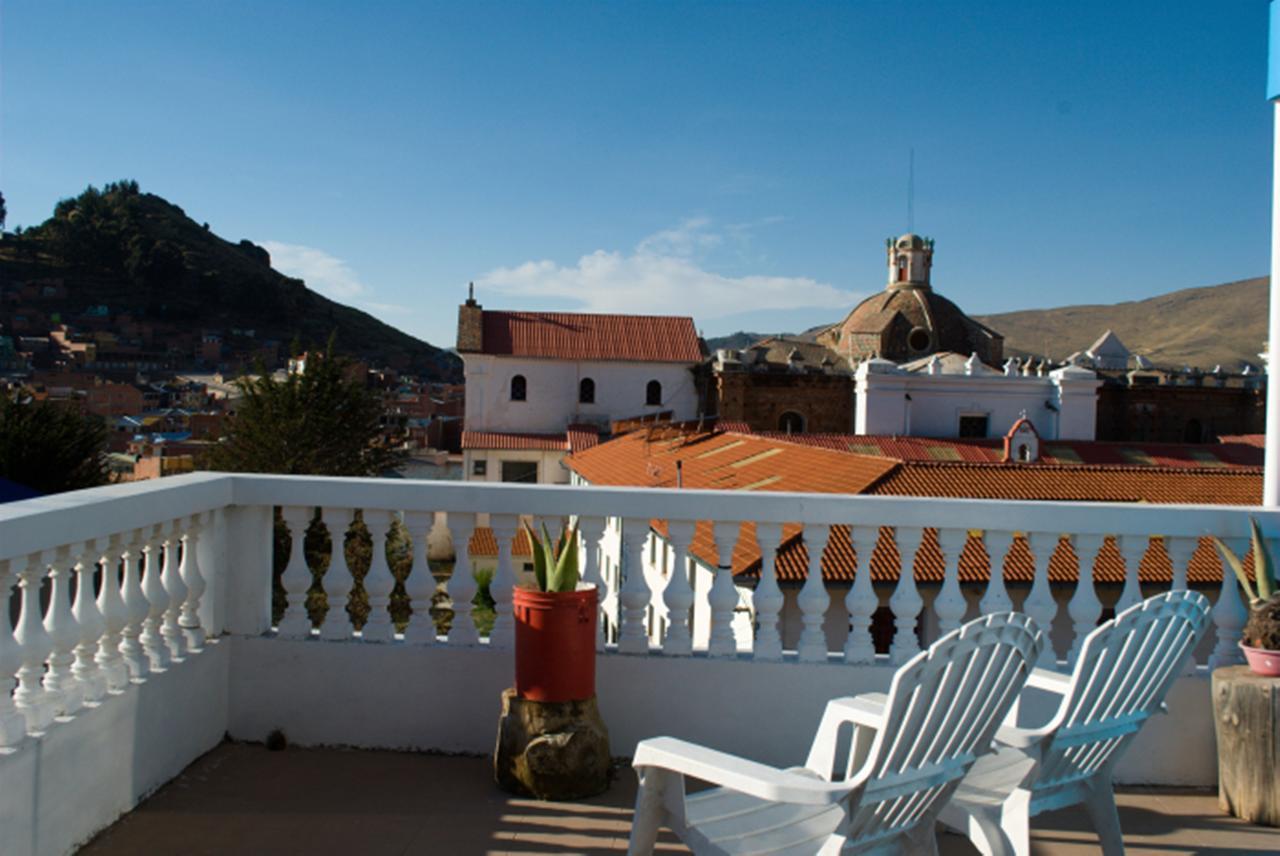 Hostal Florencia Copacabana  Exterior photo