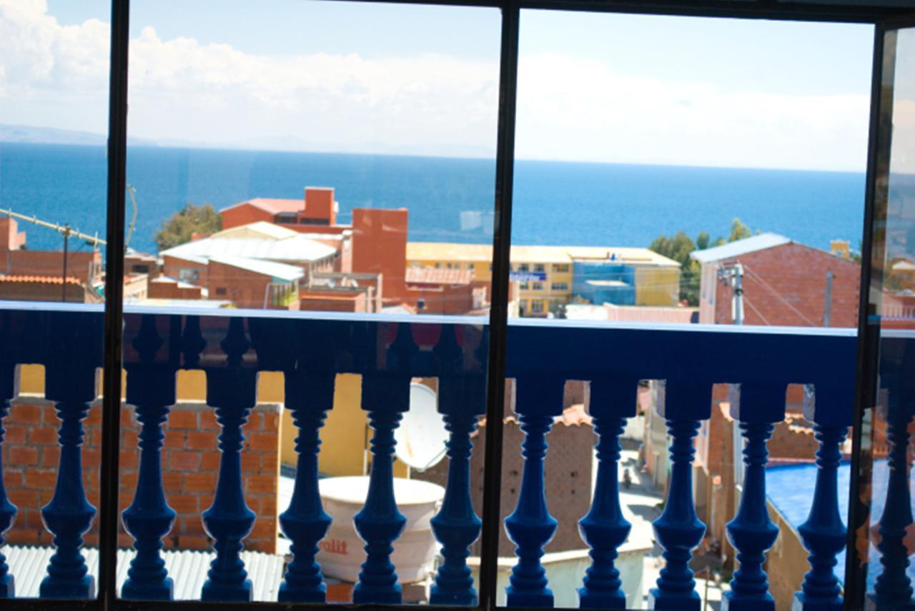 Hostal Florencia Copacabana  Exterior photo