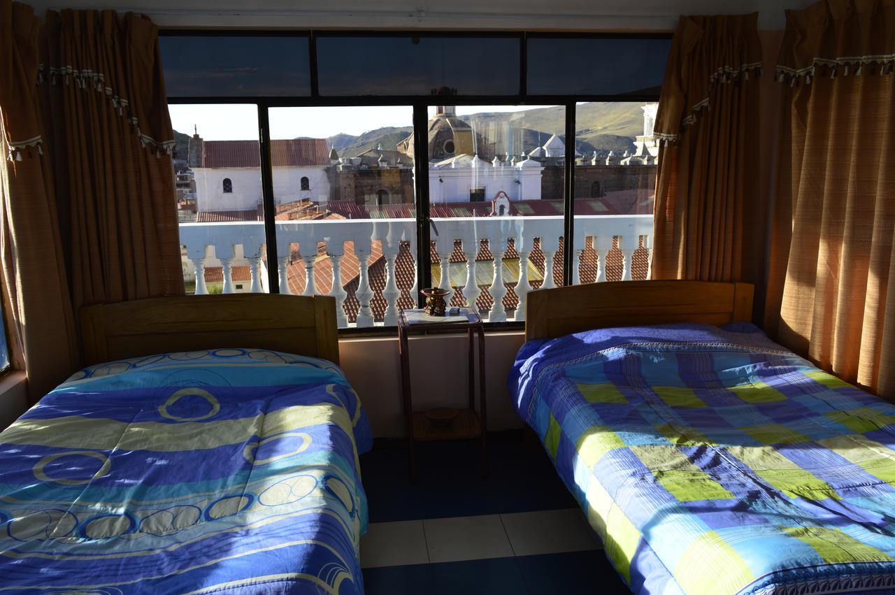 Hostal Florencia Copacabana  Exterior photo