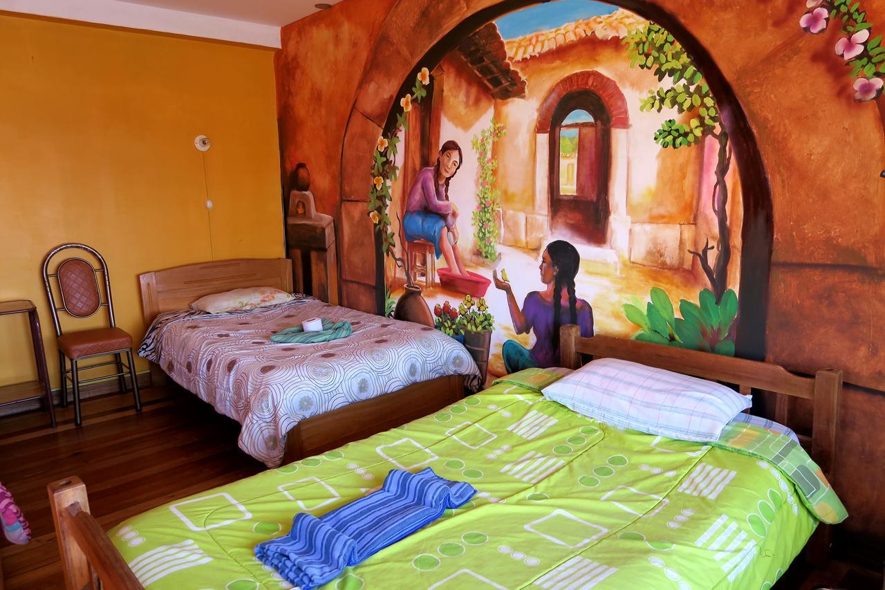 Hostal Florencia Copacabana  Exterior photo